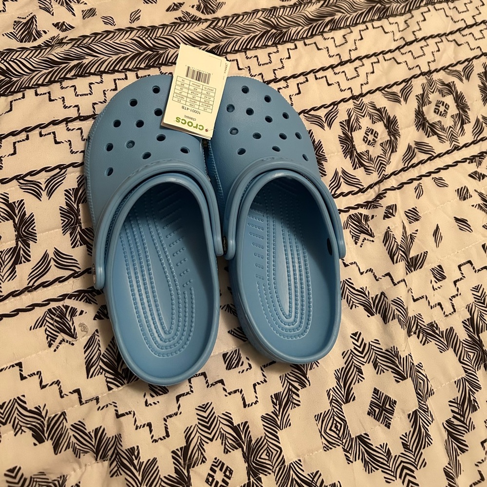 CROCS Sky Blue Perforated Clogs